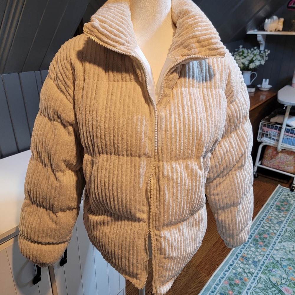 Women's Emery Rose Corduroy Puffer Coat - Size Medium